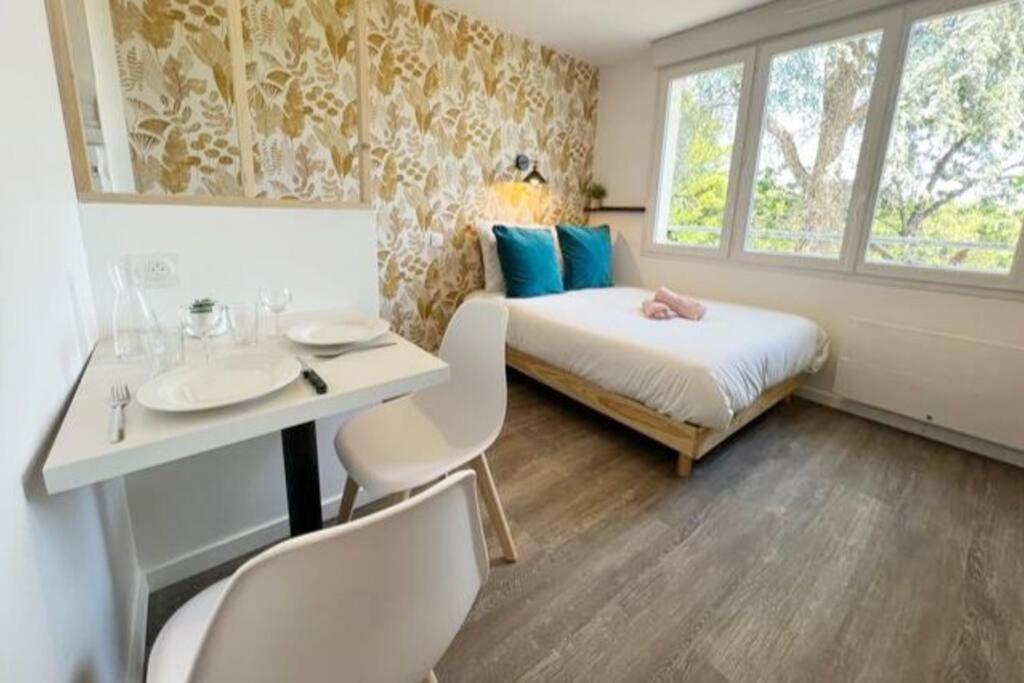 Suite Le Studio Mangue - Cosy & Vue Sur Le Jardin - Plages A Proximite Saint-Nazaire  Exterior foto